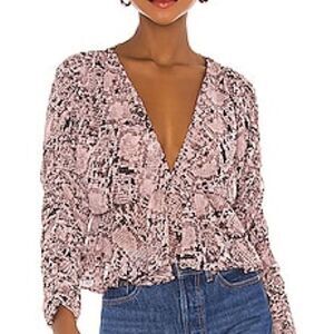 MISA NWT Kesara Blouse in Snake Skin Print With Ruched Long Sleeve Size XS.